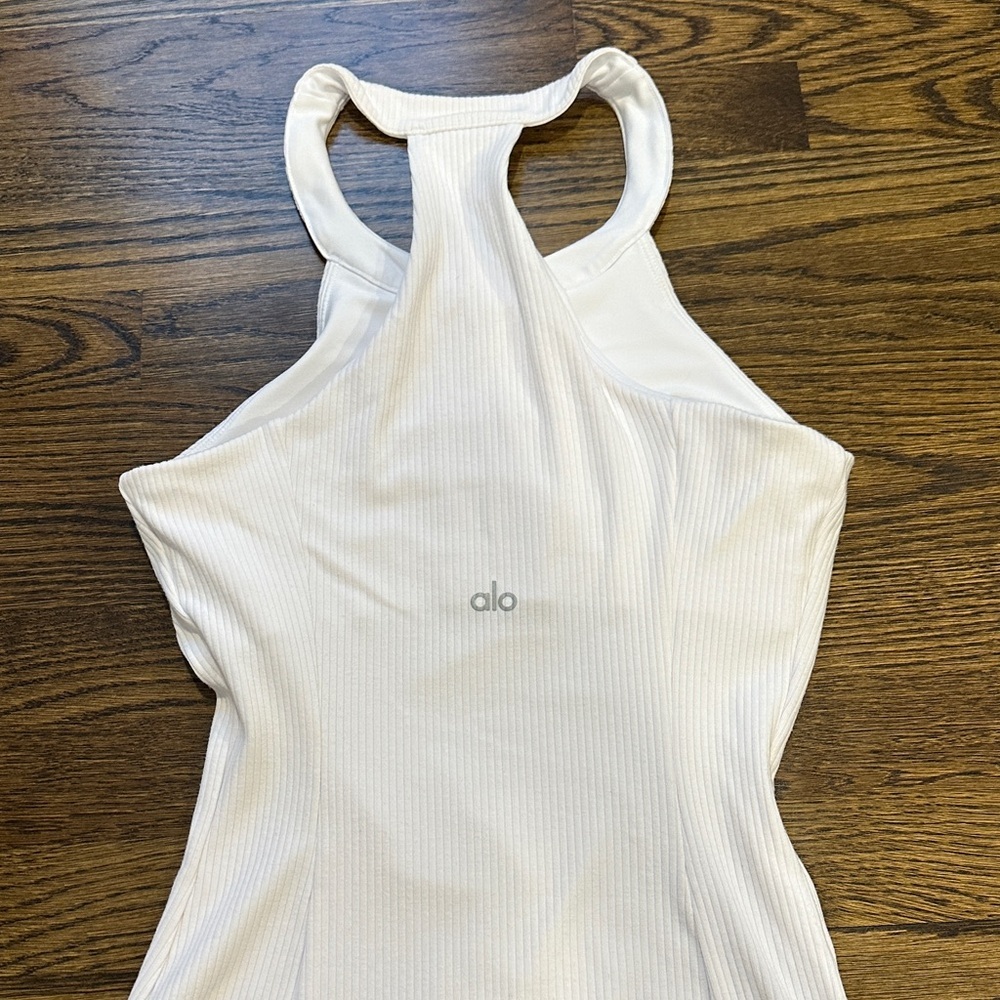 ALO Yoga Ribbed Tank Top - Picture 3 of 5